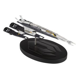 Mass Effect: Cerberus Normandy SR-2 Replica (15cm) Preorder