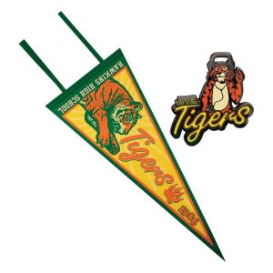 Stranger Things: Tiger's Pennant with Pin Badge Preorder