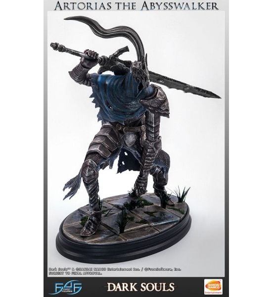 Dark Souls: Artorias the Abysswalker Statue (61cm) Preorder