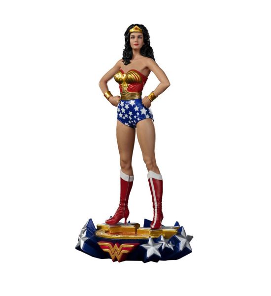 DC Comics: Wonder Woman Lynda Carter Deluxe Art Scale Statue 1/10 (23cm)