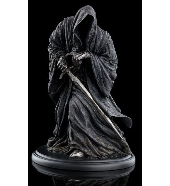 Lord of the Rings: Ringwraith Statue (15cm) Preorder