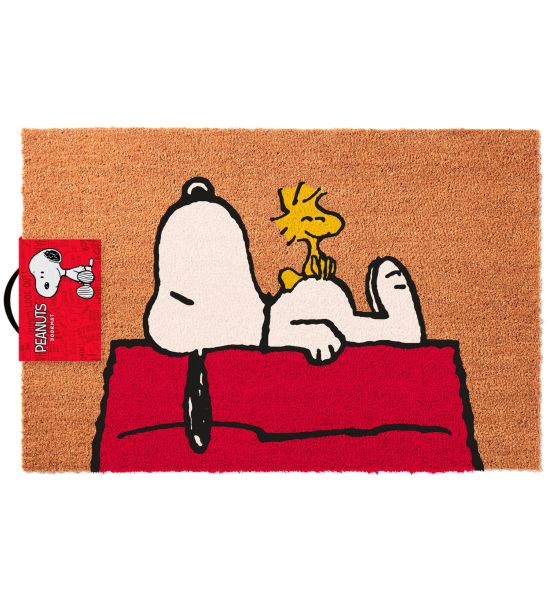 Peanuts: Door Mat Preorder