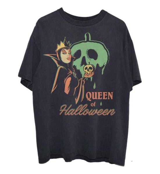 Snow White: Queen of Halloween - Black T-Shirt