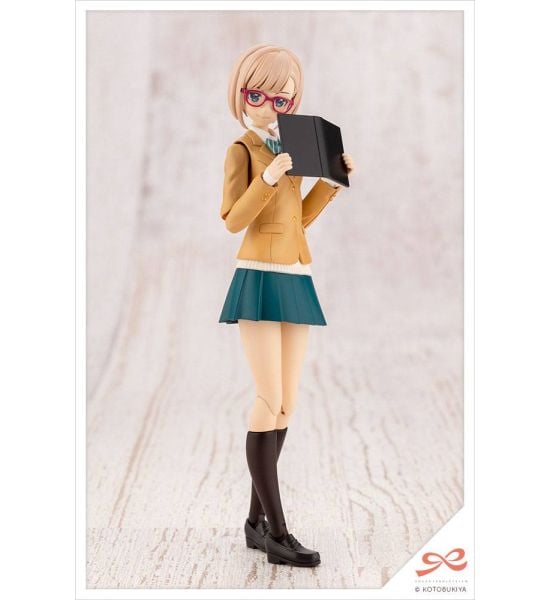 Sousai Shojo Teien: Koyomi Takanashi Ryobu High School Winter Clothes 1/10 Plastic Model Kit (15cm)