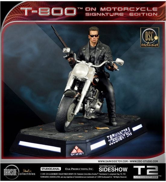 Terminator 2: Judgment Day: T-800 on Motorcycle Signature Edition Statue 1/4 (50cm)