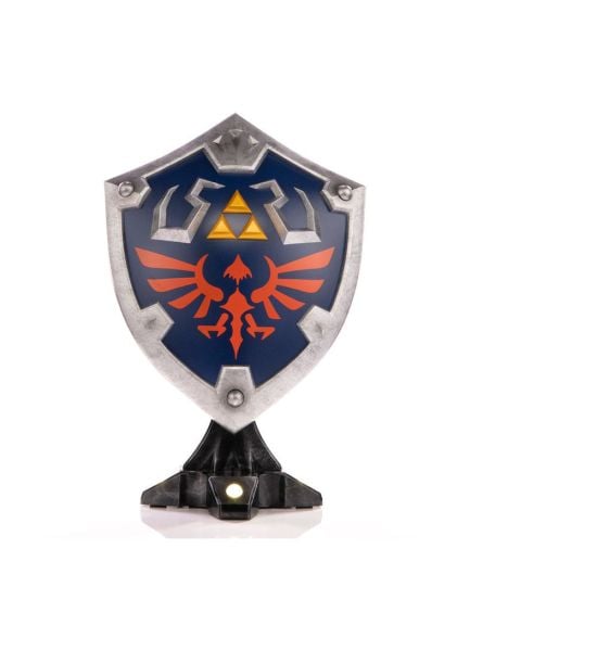 The Legend Of Zelda: Breath Of The Wild Hylian Shield (Collector's Edition) First4Figures Statue Preorder