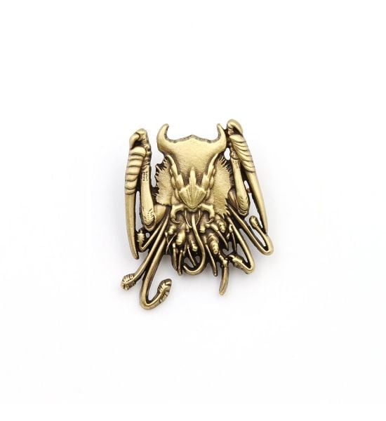 Warhammer 40,000: Tyranid Artifact Pin Badge